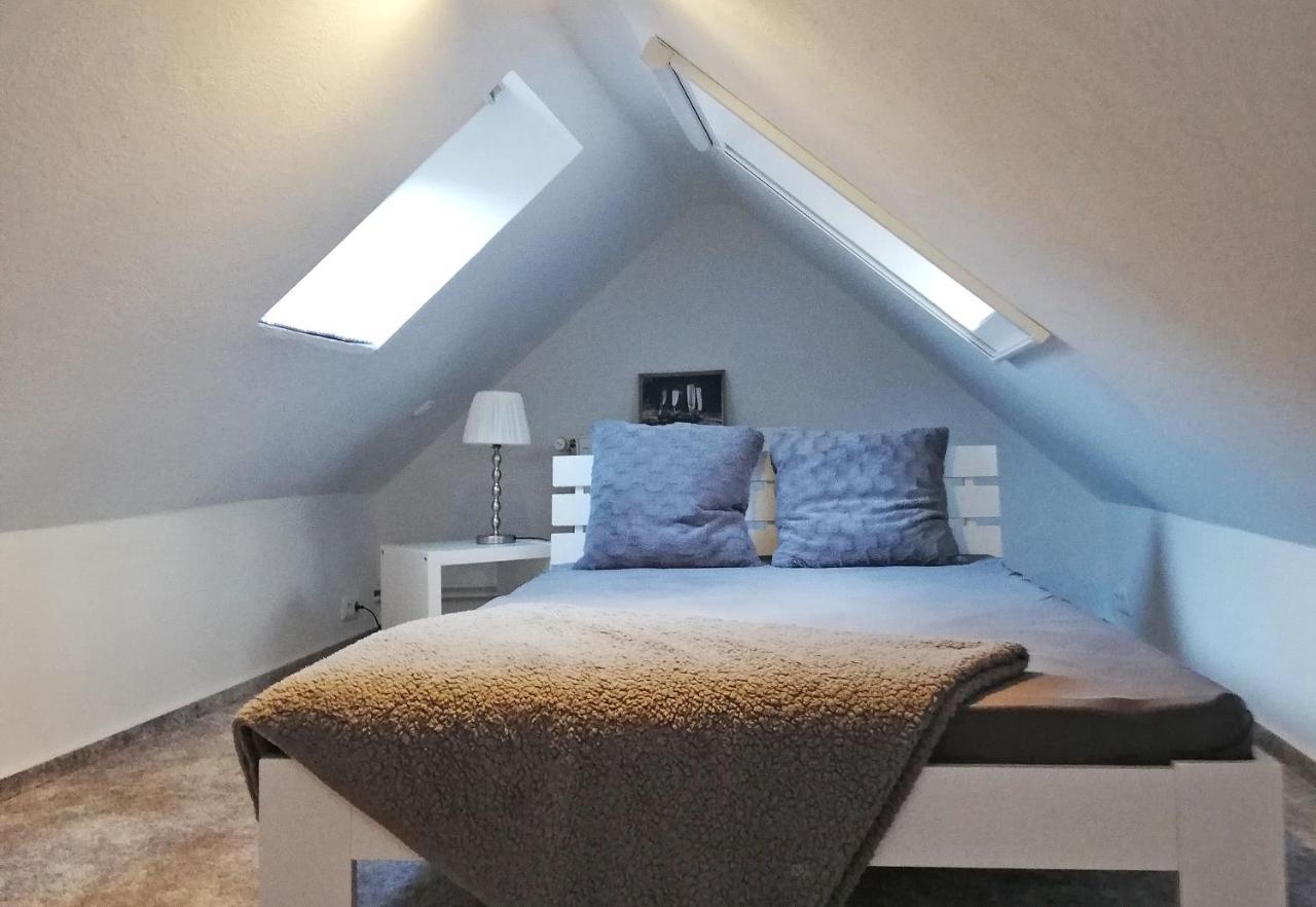 Ferienwohnung Im Forsthaus Am See Schwarz Bagian luar foto